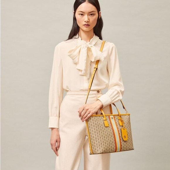 Tory Burch Gemini Link Canvas Small Tote Daylily - Picture 4 of 12